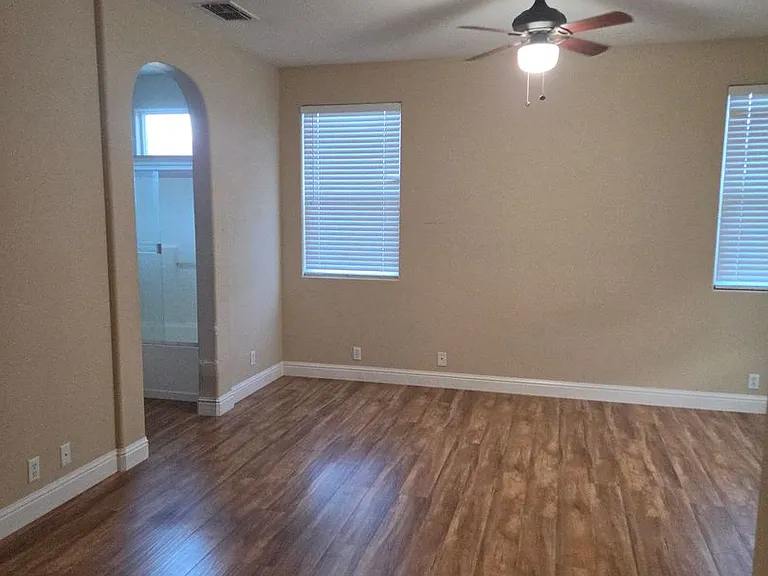 10140 Van Brocklin Way — Photo 7