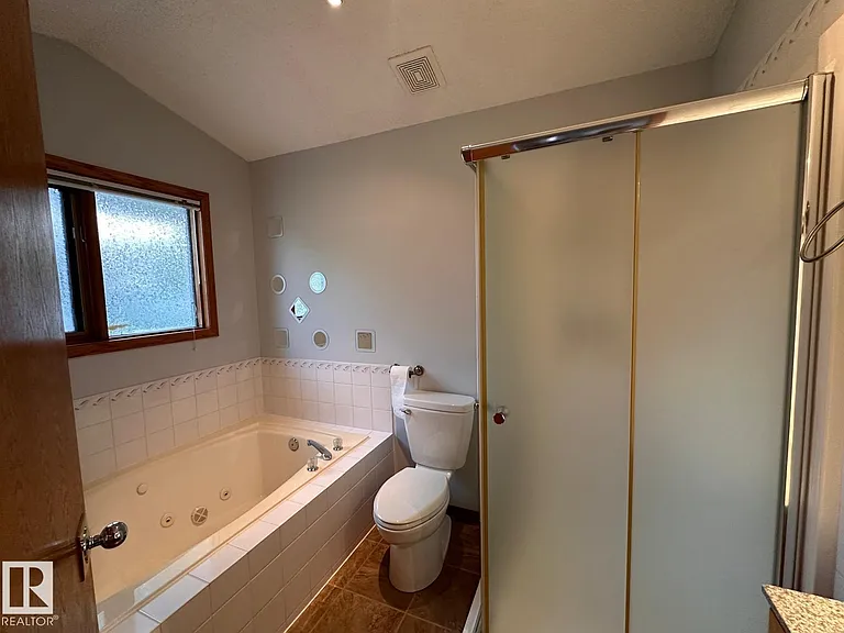 643 Jenner Cv NW — Photo 15