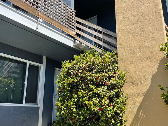 4th image of 674 Grand Ave APT 7
