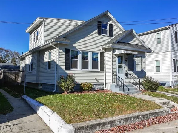 77 Victory St, Cranston, RI 02910
