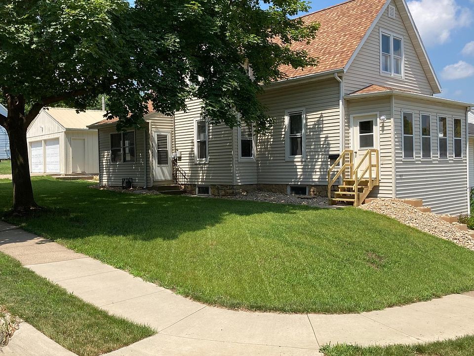 1st image of 1611 N Algona St