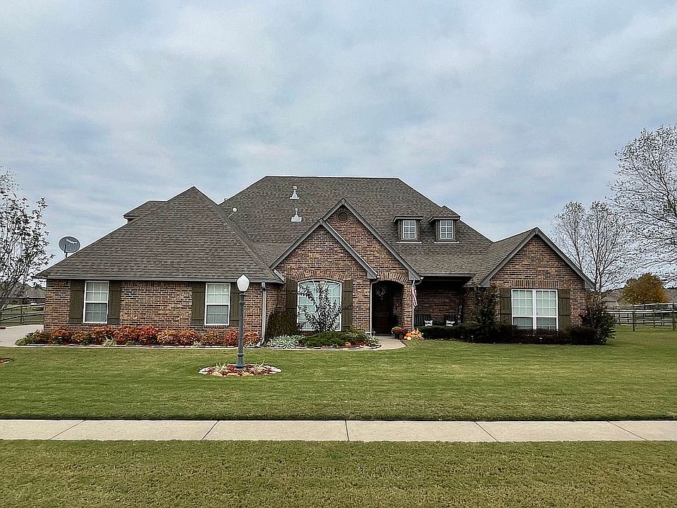 1st image of 14813 E Fieldstone Dr S