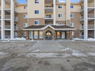 3 W Broadway Rise #310, Sylvan Lake, AB T4S0G9