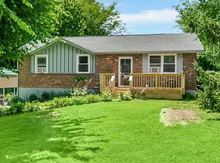 870 Fortoria Dr, Clarksville, TN 37042