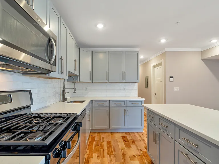 5128 Spruce St #2 — Photo 13