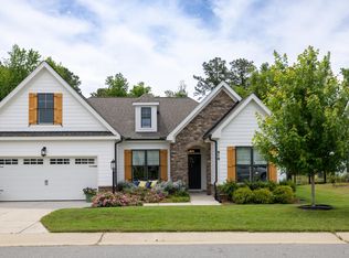 816 Long Lake Dr, Fuquay Varina, NC 27526
