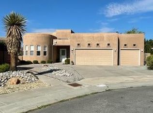 8904 Helmick Pl NE, Albuquerque, NM 87122