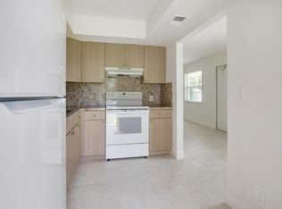 1816 Prairie Rd APT 1, Palm Springs, FL 33406
