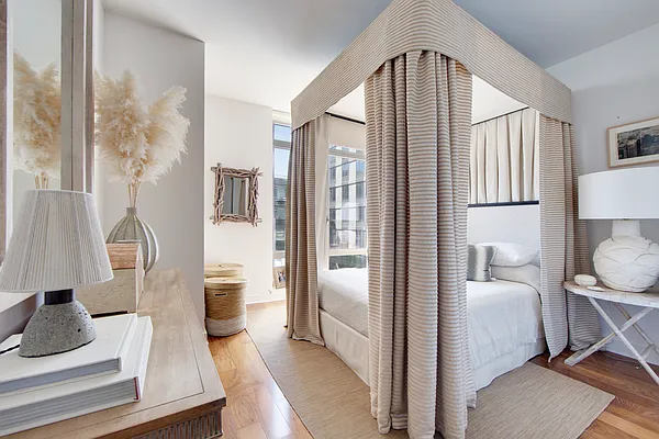 Rented by Compass | media 8