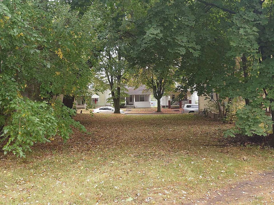 2nd image of 2122 Thompson Ave