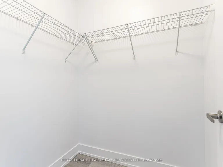 460 Dundas St E #1205 — Photo 26