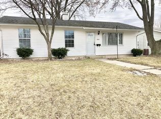 5216 Riviera Dr, Fort Wayne, IN 46825