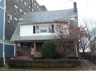 25 Lockwood Ave, New Rochelle, NY 10801
