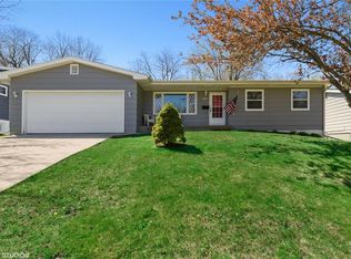 2501 10th Ave SW, Cedar Rapids, IA 52404