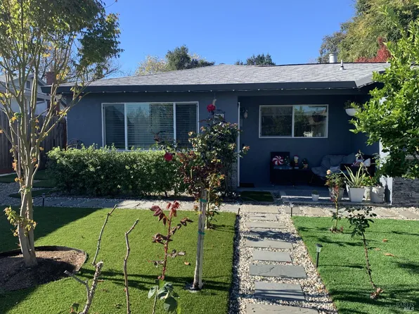 497 Umland Dr, Santa Rosa, CA 95401