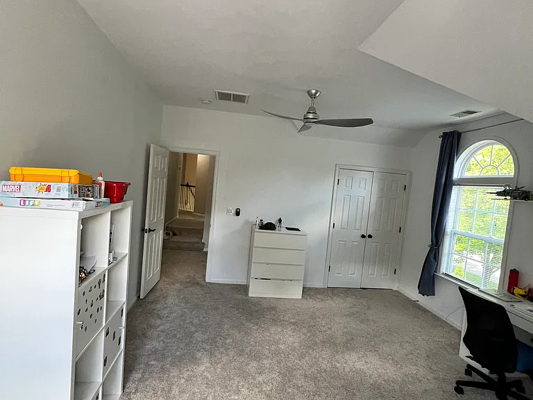 812 Bryson Arch — Photo 33