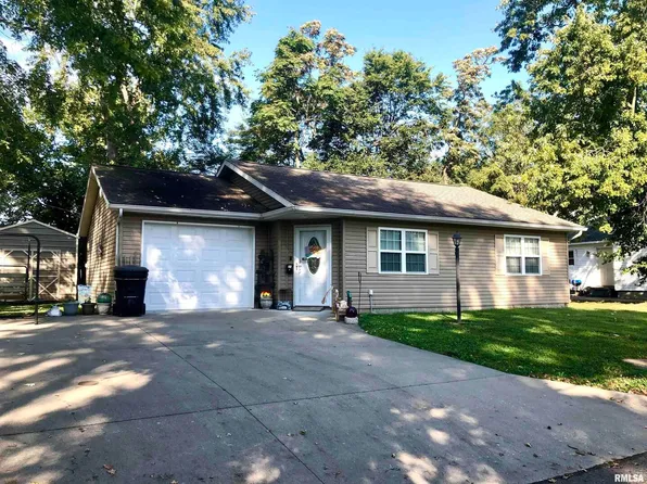 1110 S Buchanan St, Marion, IL 62959
