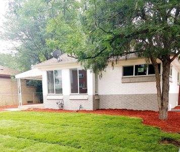 1695 Akron St, Aurora, CO, 80010