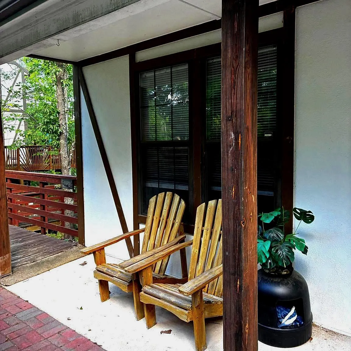 3 bed, 2.5 bath, 1200 sqft, $1,300 — Photo 1