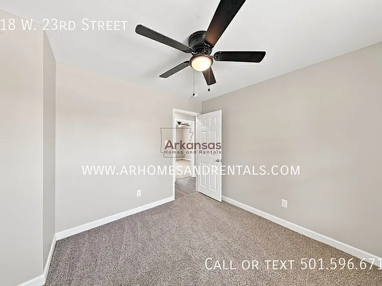 918 W 23rd St — Photo 14