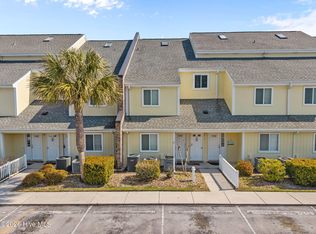 9201 Coast Guard Rd #107, Emerald Isle, NC 28594