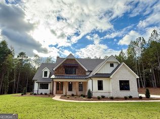 196 Bob Smith Rd, Sharpsburg, GA 30277