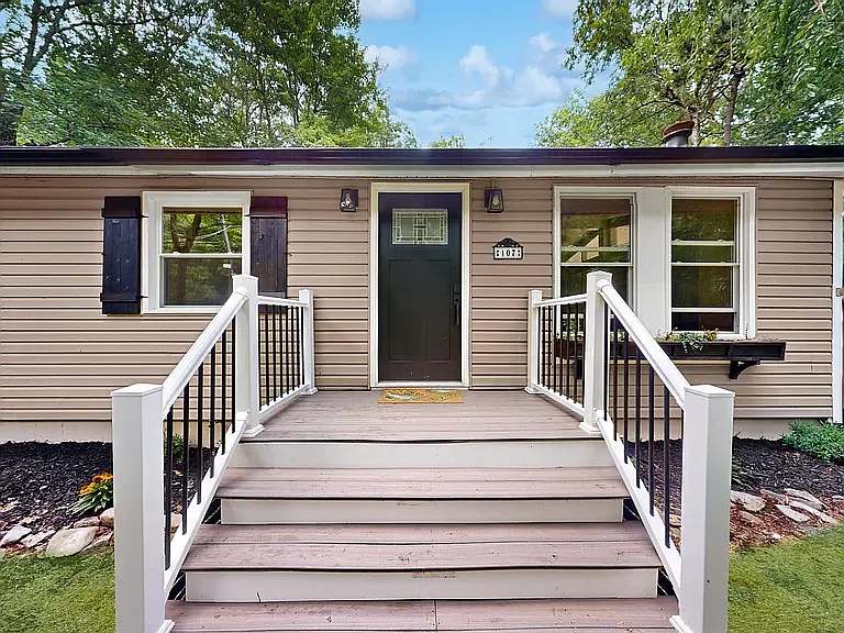107 Hickory Rd — Photo 17