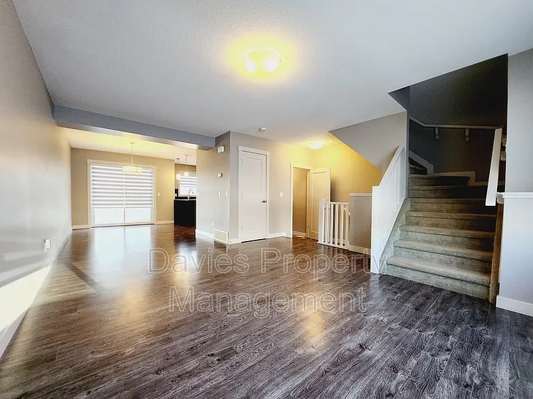 140 Youville Drive East NW #NW-13-13 — Photo 9