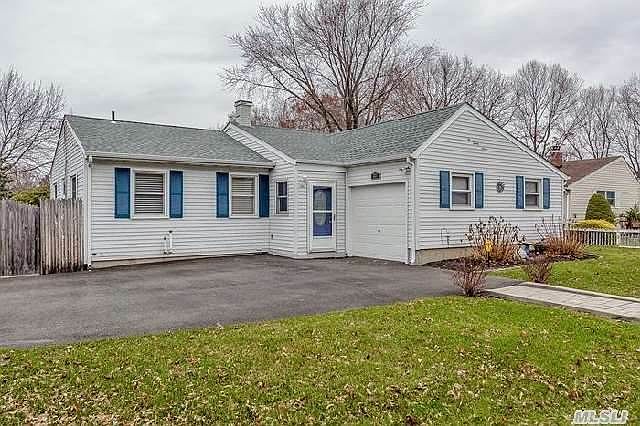 1st image of 227 Stuyvesant Dr