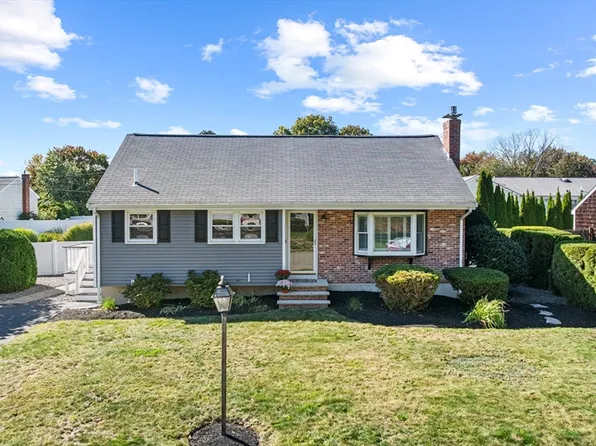 51 Rangeley Ave, Brockton, MA 02301