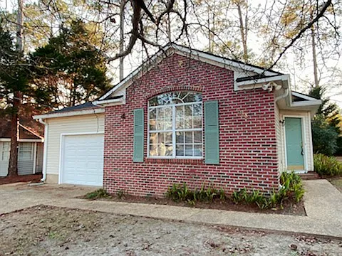 3 bed, 1289 sqft, $2,000 — Photo 2