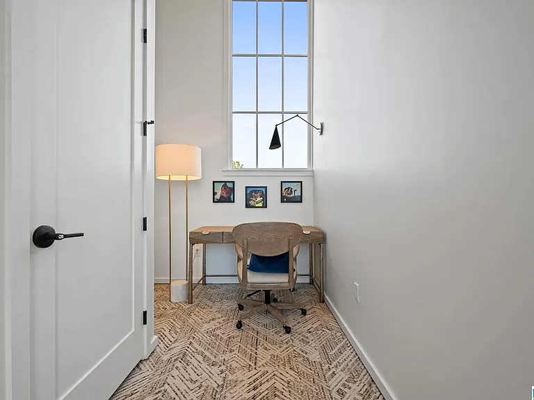4870 Silas Ave — Photo 15