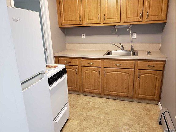 4th image of 36 Burr Rd