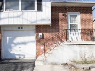 1530 Revere Cir, Schaumburg, IL 60193