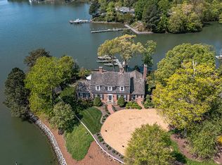 222 Waterview Point Ln, Weems, VA 22576