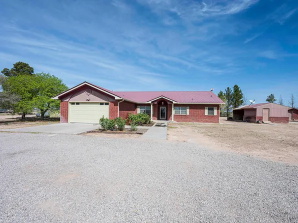 38 Meadowland Rd, Alamogordo, NM 88310
