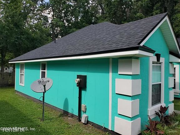 3rd image of 2773R Acorn Park Dr N