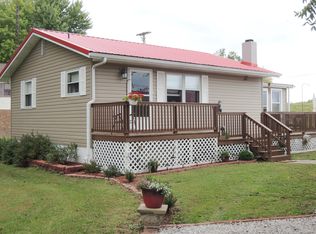 1010 Mulberry St, Keyesport, IL 62253