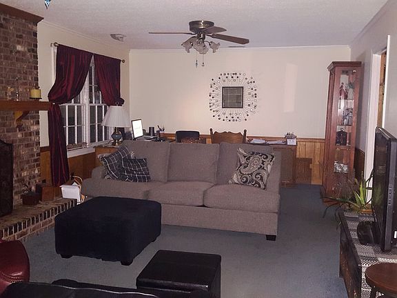 13 x 26 Living Room