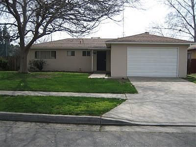 2nd image of 3013 W Santa Ana Ave