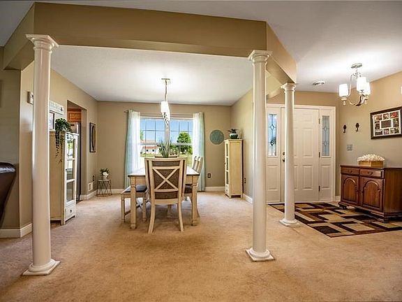 4th image of 420 Stewart Ln