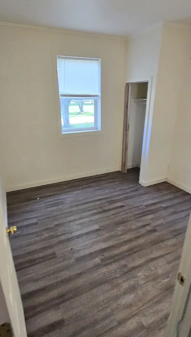 3 bed, $1,195 — Photo 4