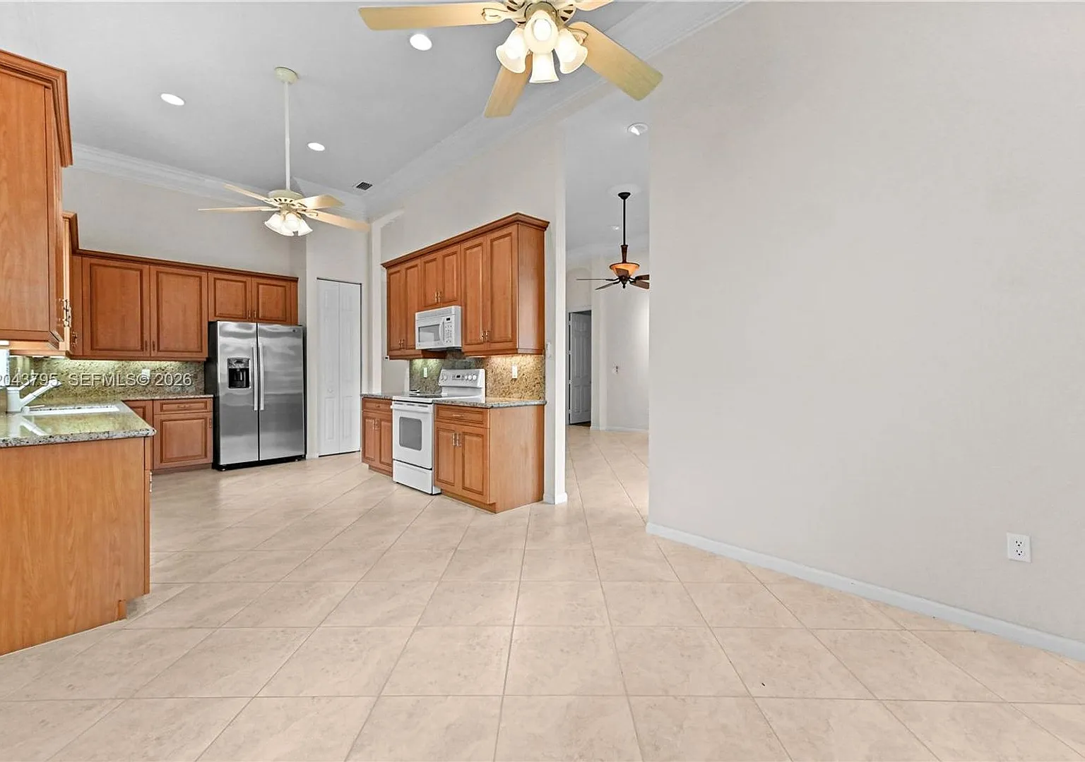 6823 Fabiano Circle, Boynton Beach, FL 33437 - 3594 — Photo 2