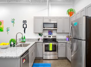 6942 Lansdowne, Saint Louis, MO 63109