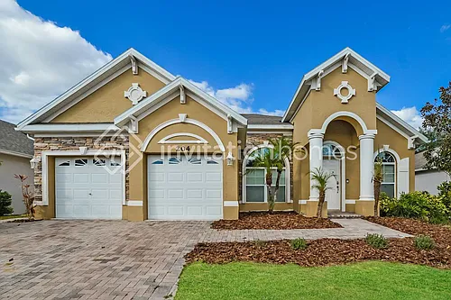 204 Towerview Dr E Photo 1