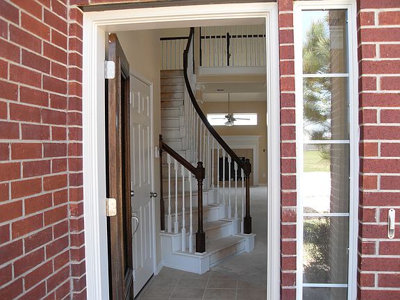 Stunning entry