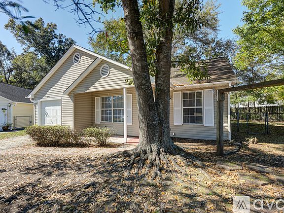 3rd image of 8342 Kamborne Ct