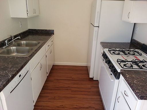2nd image of 9972 San Juan St APT 03