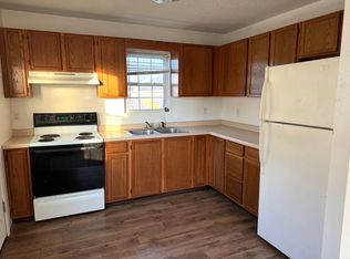 721 N Logan St, Mattoon, IL 61938