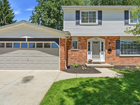 5159 Lewis Dr, Sterling Heights, MI 48310